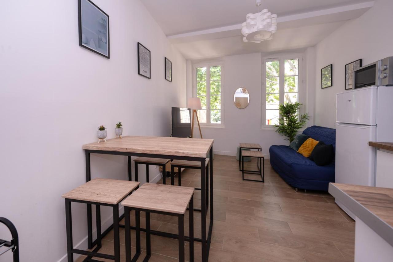 Le Nostradamus - Magnifique Appartement Cours Principal Plein Centre Avec Parking Σαλόν-ντε-Προβάνς Εξωτερικό φωτογραφία