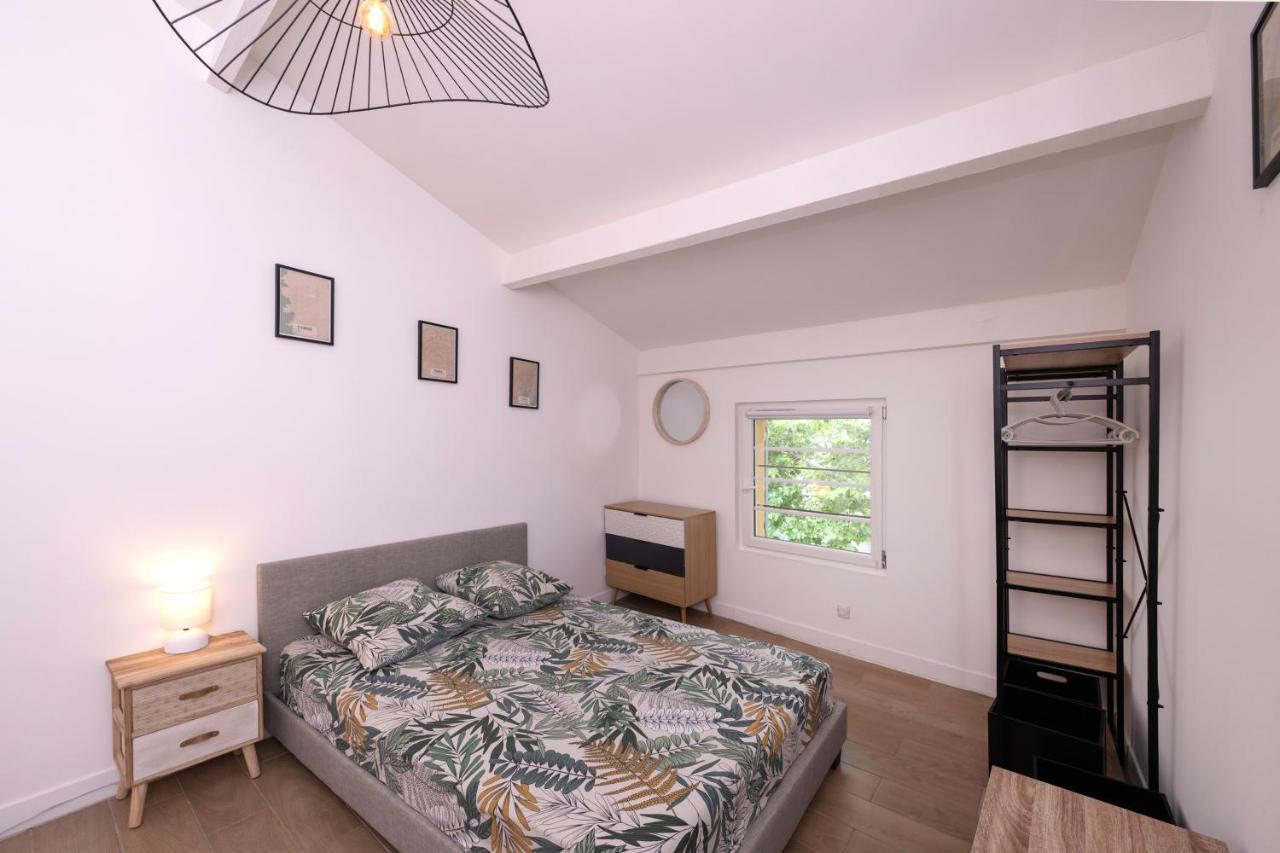 Le Nostradamus - Magnifique Appartement Cours Principal Plein Centre Avec Parking Σαλόν-ντε-Προβάνς Εξωτερικό φωτογραφία