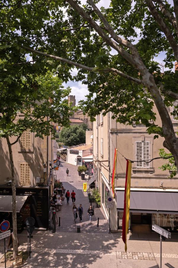 Le Nostradamus - Magnifique Appartement Cours Principal Plein Centre Avec Parking Σαλόν-ντε-Προβάνς Εξωτερικό φωτογραφία