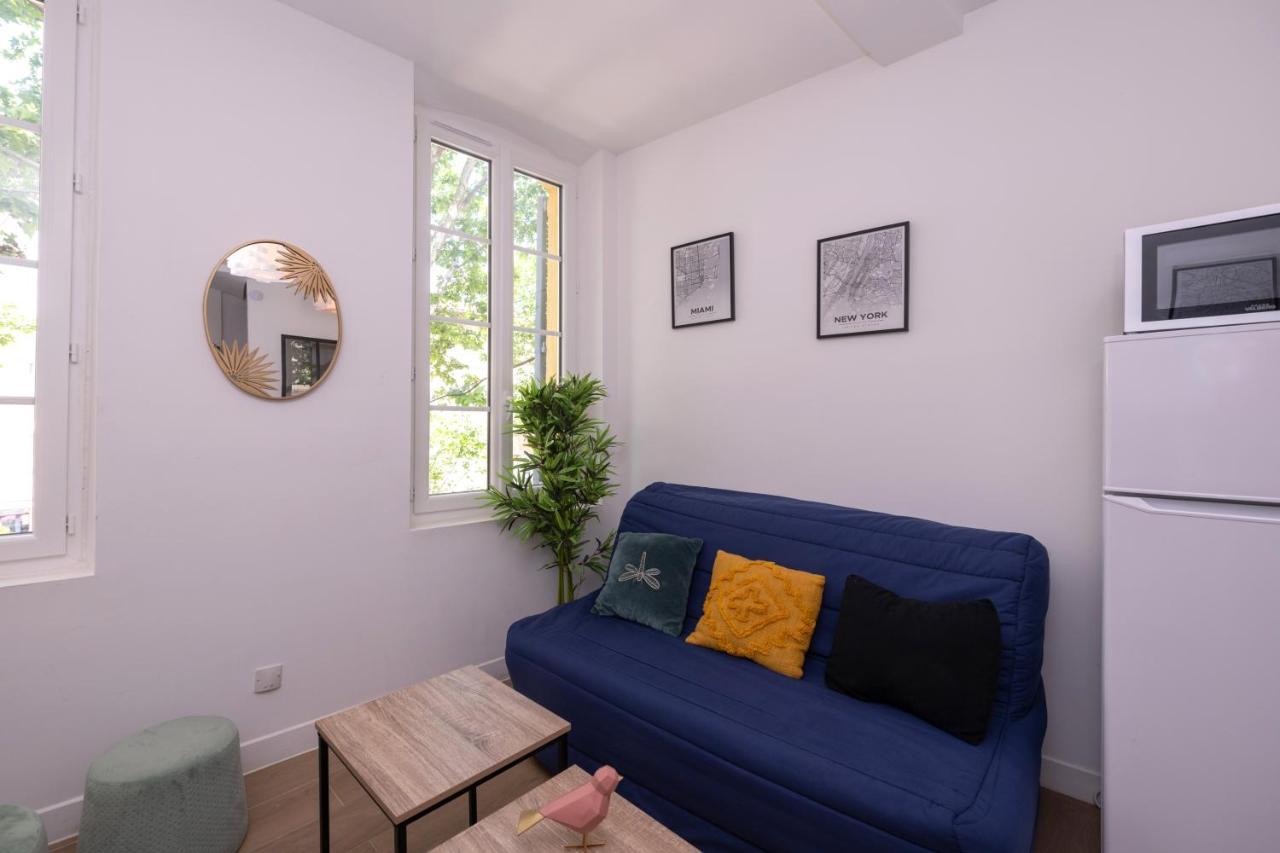 Le Nostradamus - Magnifique Appartement Cours Principal Plein Centre Avec Parking Σαλόν-ντε-Προβάνς Εξωτερικό φωτογραφία